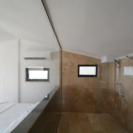 Escalade Villa *