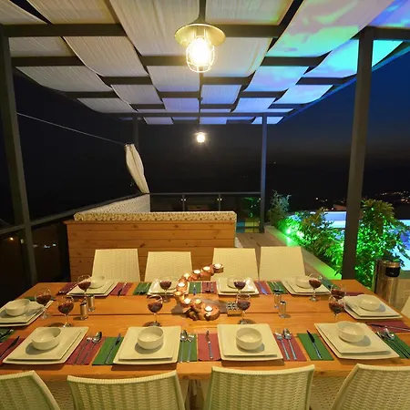 Escalade Villa *