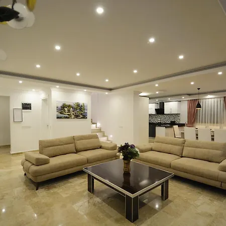 Escalade Villa *