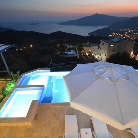 Escalade Villa