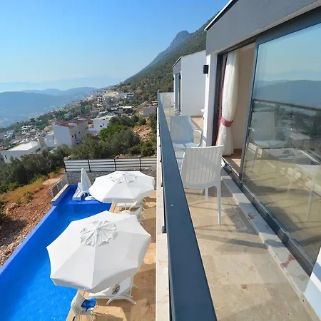 Escalade Villa Kas